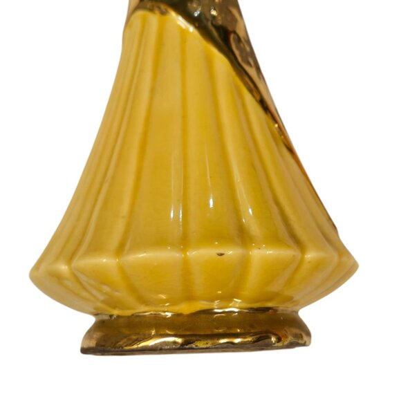 Vintage Weeping Gold Vase Yellow Ceramic 8 Inch Savoy MCM Decor - Picture 15 of 16